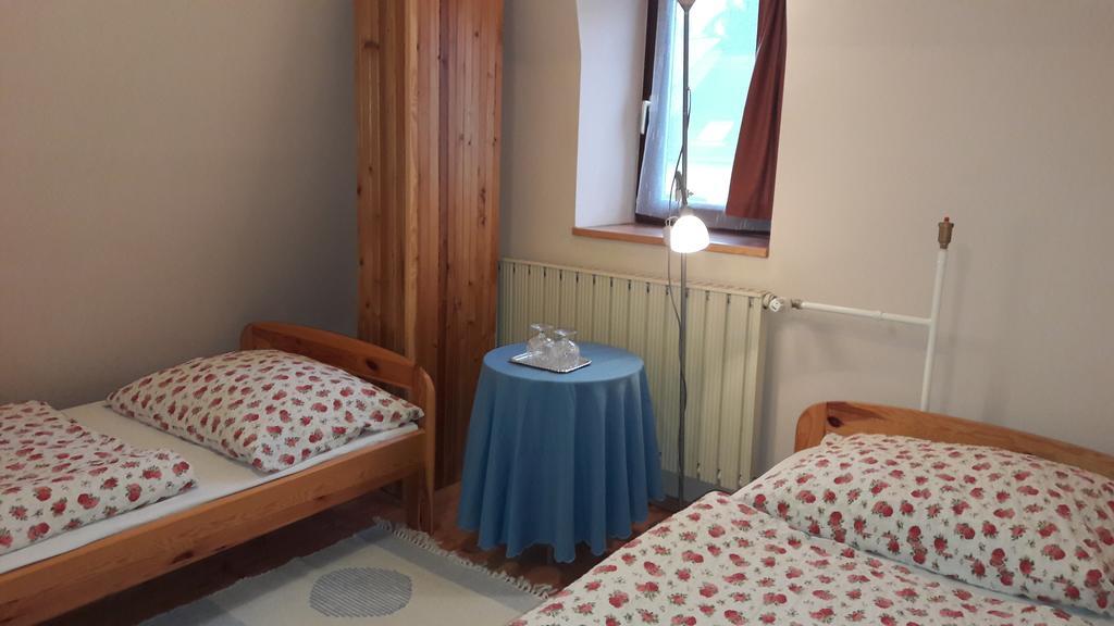 Appartamento Vécsey Apartman Eger Esterno foto